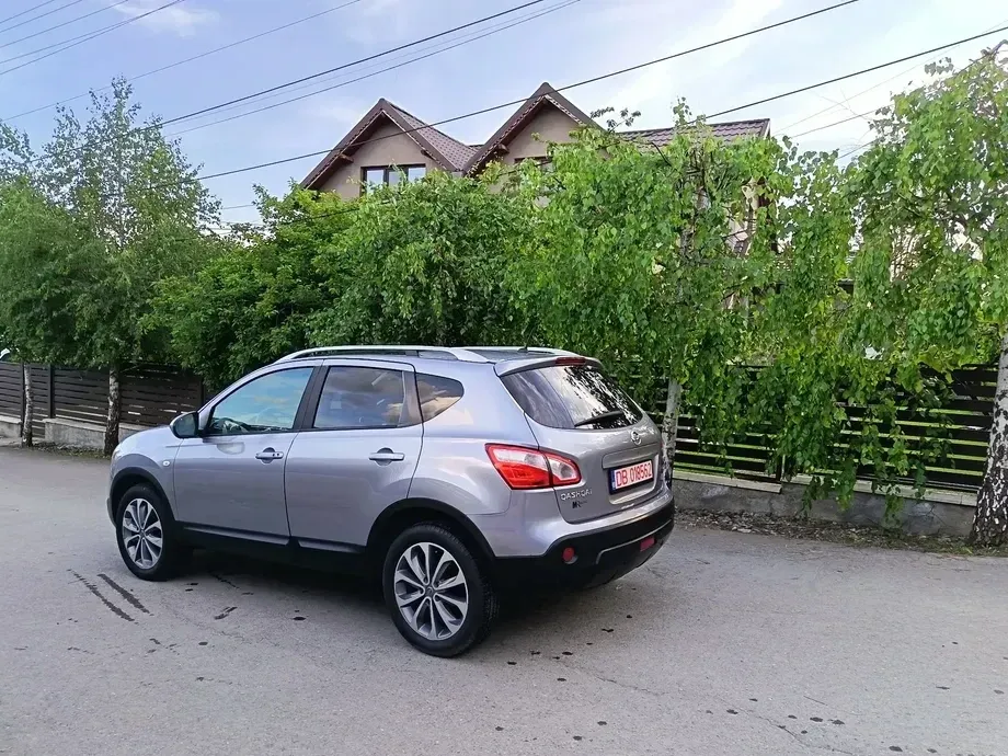 Nissan Qashqai I 2.0 DCI 4 x 4 DPF acenta — imagine 3