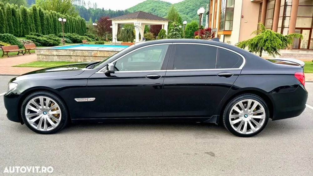 BMW Seria 7 — imagine 2