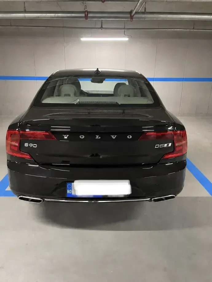Volvo S90 D5 AWD Inscription — imagine 2