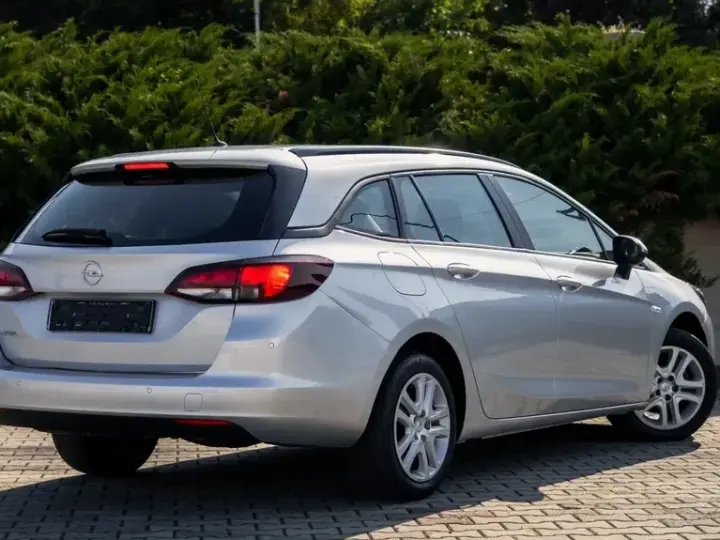 Opel Astra K