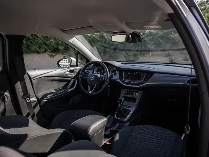 Opel Astra K
