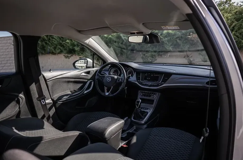 Opel Astra K — imagine 6