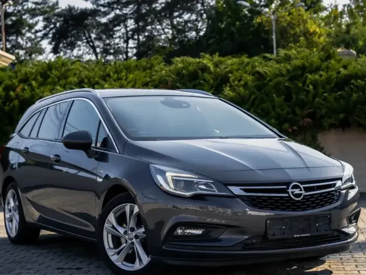 Opel Astra K