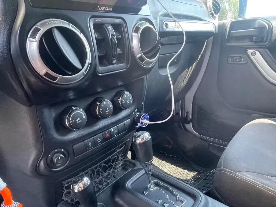 Jeep Wrangler 2.8 CRD AT Sahara — imagine 4