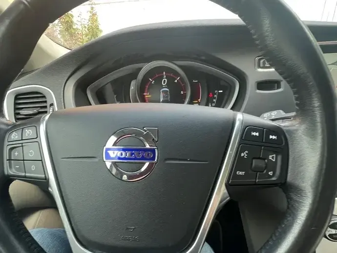 Volvo V40 II D4 Geartronic Ocean Race