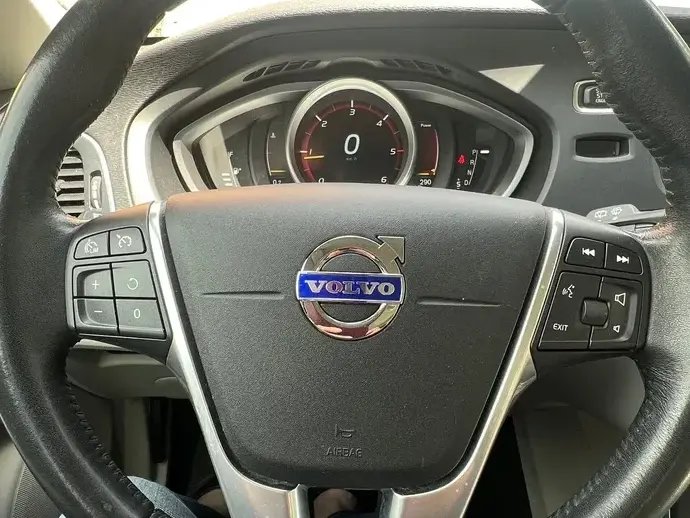 Volvo V40 II D4 Geartronic Ocean Race