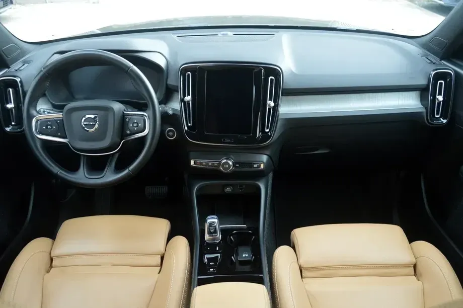 Volvo XC 40 T5 Recharge DKG Inscription — imagine 5