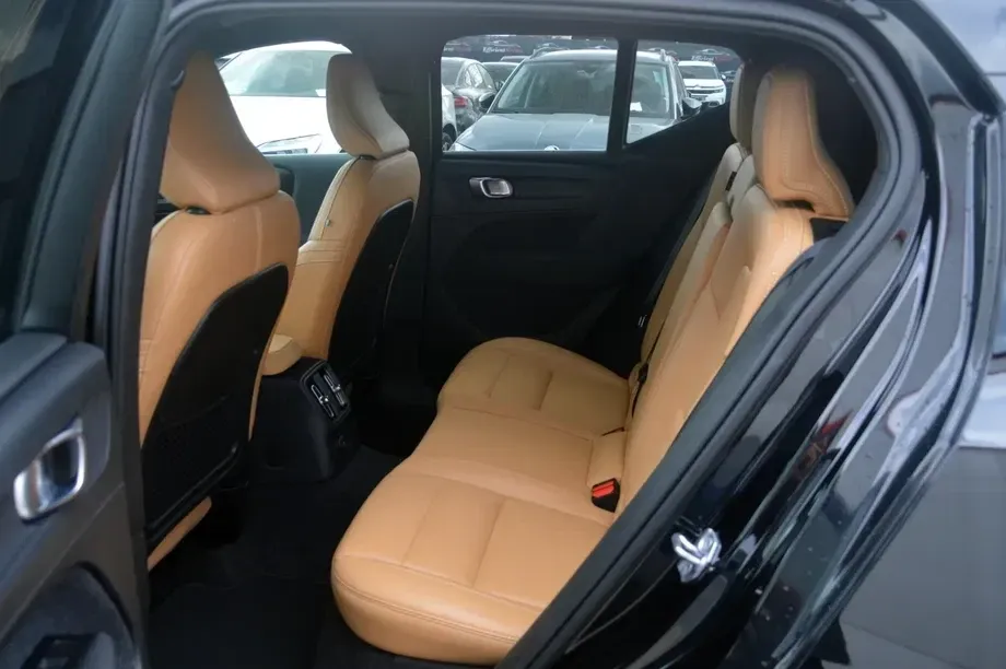 Volvo XC 40 T5 Recharge DKG Inscription — imagine 6