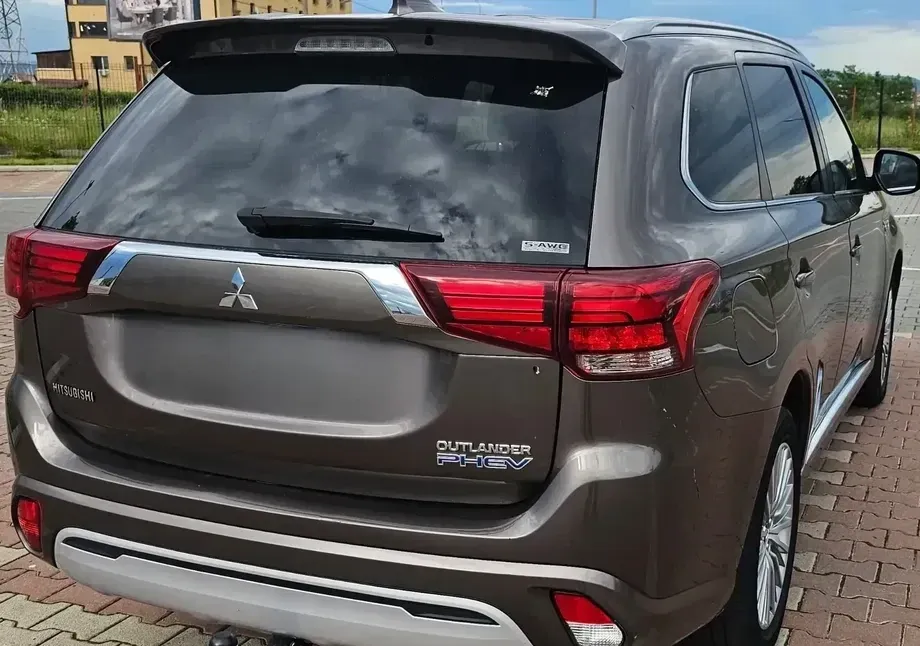 Mitsubishi Outlander III — imagine 5