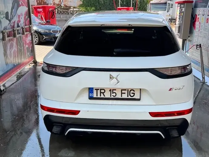DS Automobiles DS 7 Crossback BlueHDI 130 Aut. PERFORMANCE LINE +