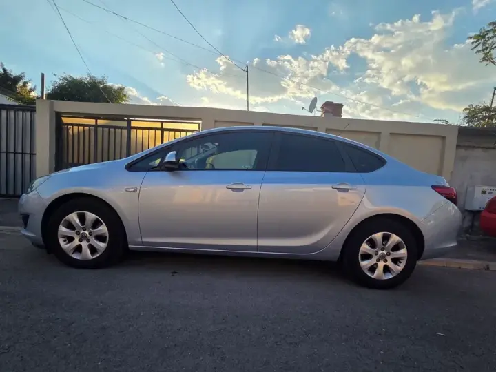 Opel Astra J 1.6 CDTI ECOTEC Start/Stop Enjoy