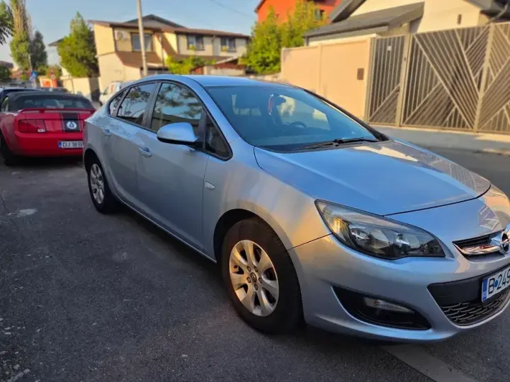 Opel Astra J 1.6 CDTI ECOTEC Start/Stop Enjoy