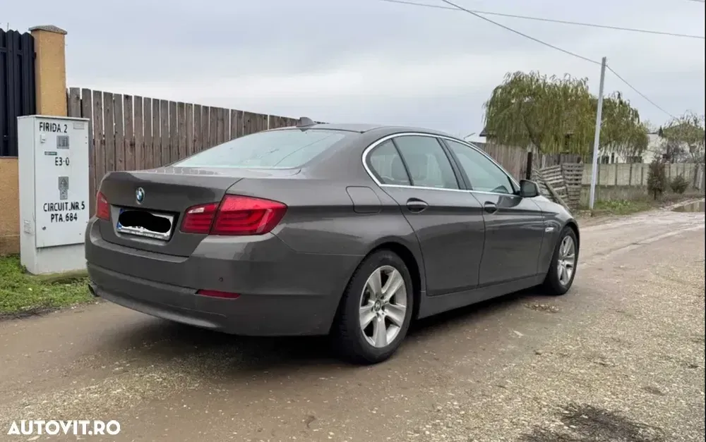 BMW Seria 5 F10/F11/F07 [2010 - 2017] 520d Efficient Dynamics Edition — imagine 5
