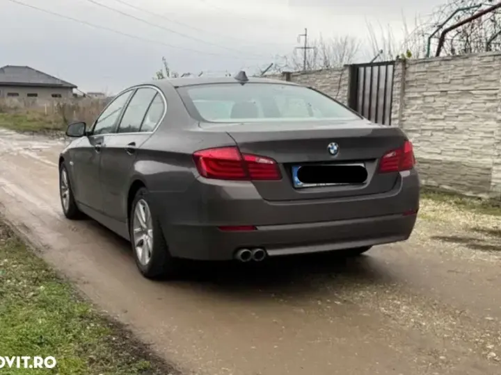 BMW Seria 5 F10/F11/F07 [2010 - 2017] 520d Efficient Dynamics Edition