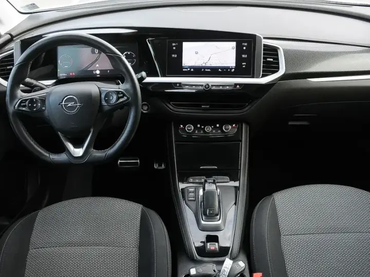 Opel Grandland 1.5 D Automatik Business Edition