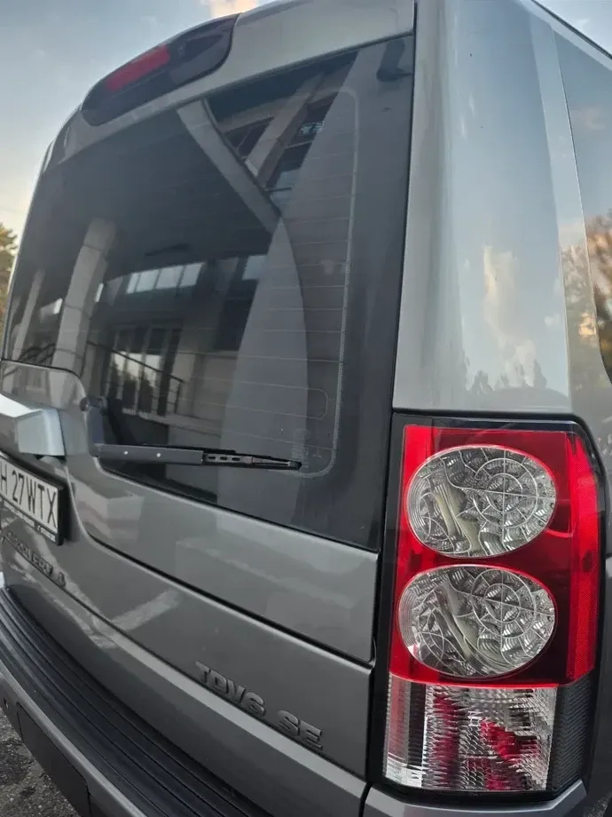 Land Rover Discovery IV — imagine 5