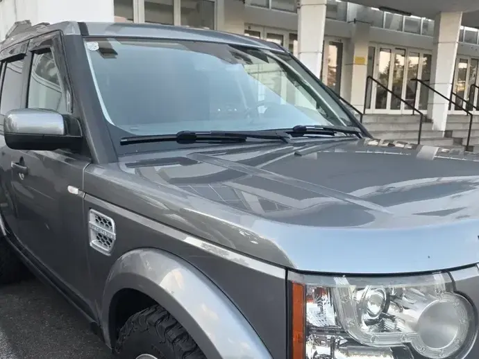 Land Rover Discovery IV