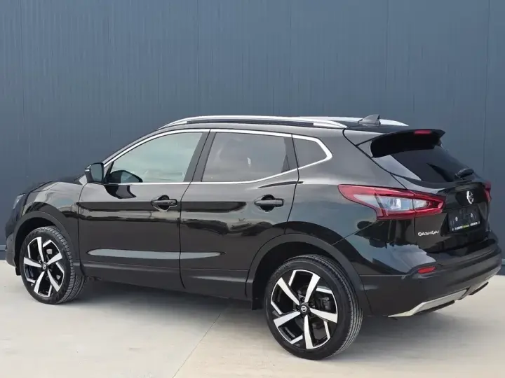 Nissan Qashqai 1.5 DCI TEKNA+