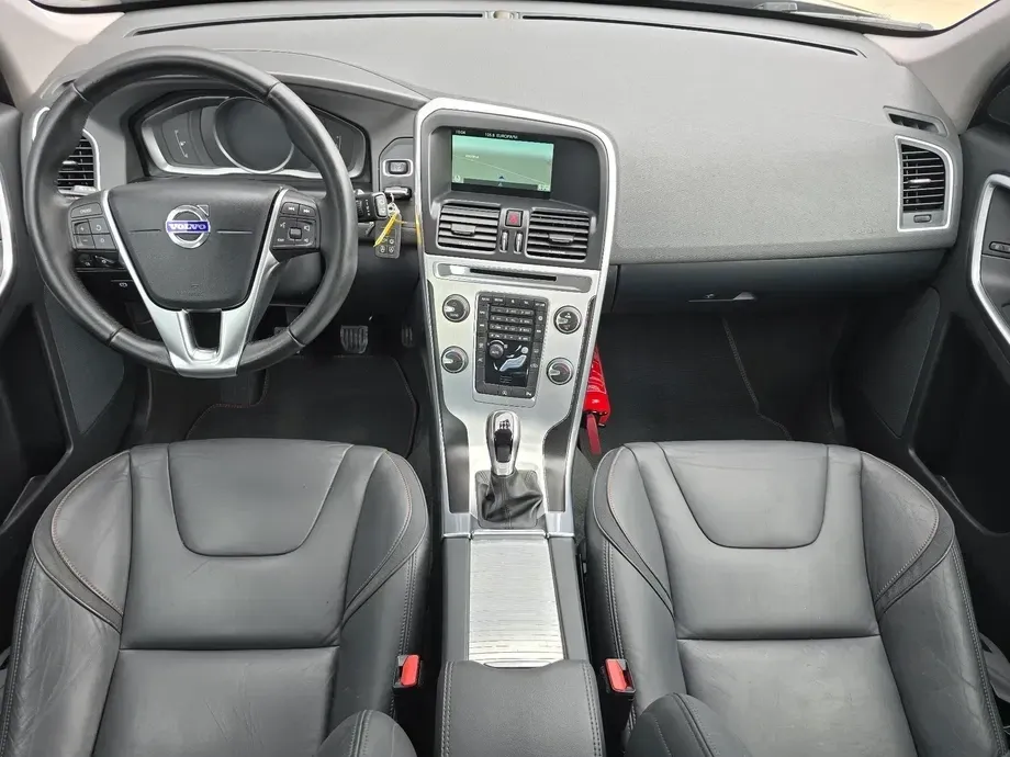 Volvo XC 60 D3 Ocean Race — imagine 5