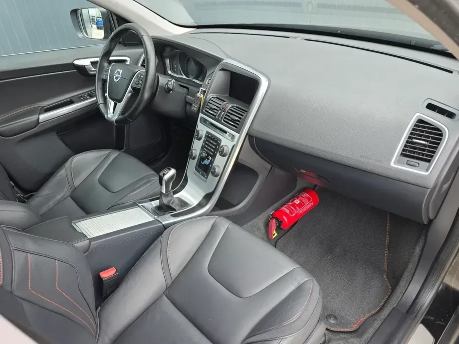 Volvo XC 60 D3 Ocean Race — imagine 6