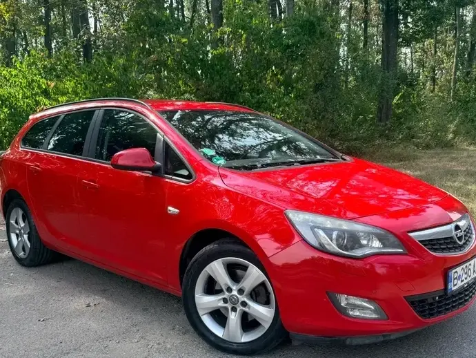 Opel Astra J