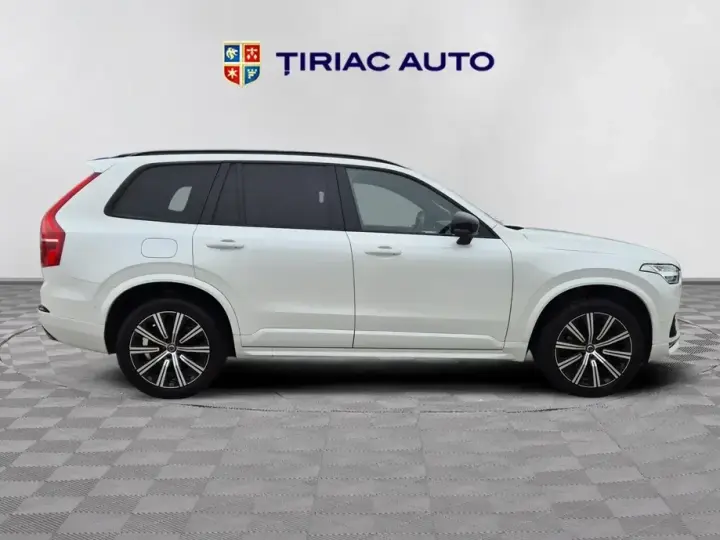 Volvo XC 90 B5 MHEV AWD 7 locuri Inscription