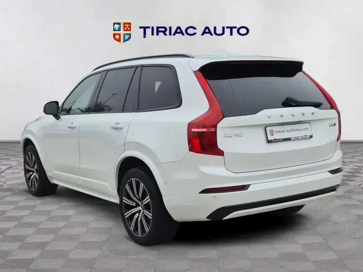 Volvo XC 90 B5 MHEV AWD 7 locuri Inscription
