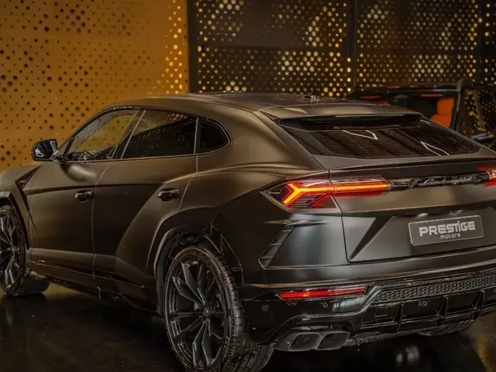 Lamborghini URUS