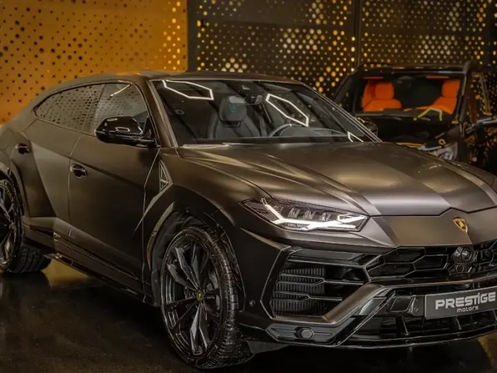 Lamborghini URUS