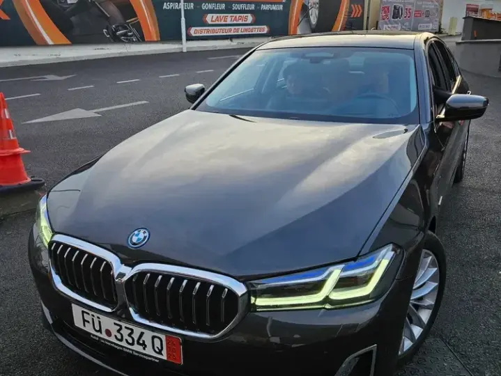 BMW Seria 5 G30/G31 [2017 - Prezent] 520e Aut.