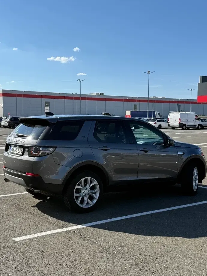 Land Rover Discovery Sport 2.0 l TD4 HSE Luxury Aut. — imagine 2