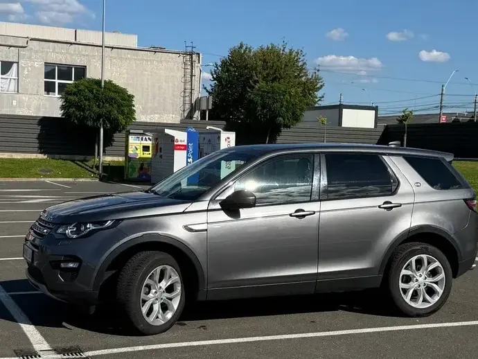 Land Rover Discovery Sport 2.0 l TD4 HSE Luxury Aut.