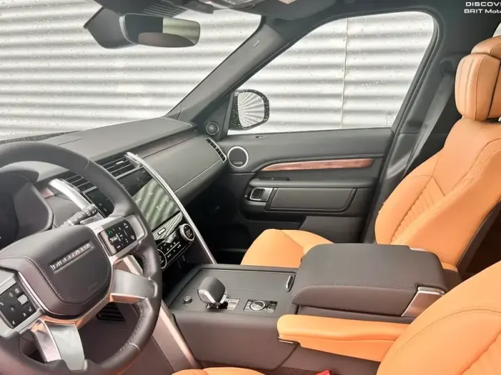 Land Rover Discovery V 3.0 D250 MHEV Dynamic HSE