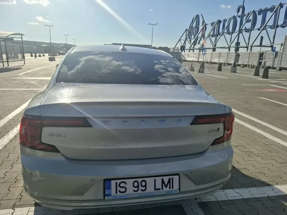 Volvo S90 — imagine 4