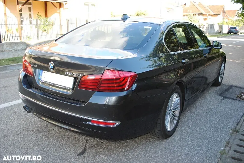 BMW Seria 5 F10/F11/F07 [2010 - 2017] — imagine 4