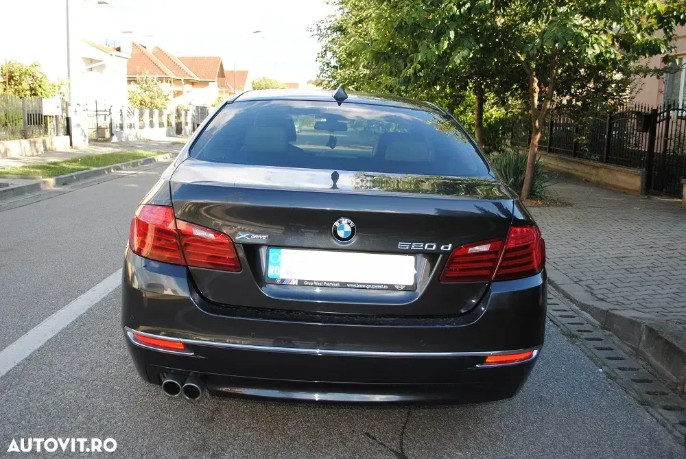 BMW Seria 5 F10/F11/F07 [2010 - 2017] — imagine 3