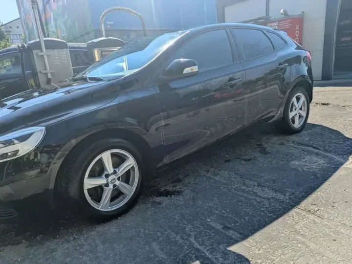 Volvo V40 II D2 DRIVe Aut. Momentum