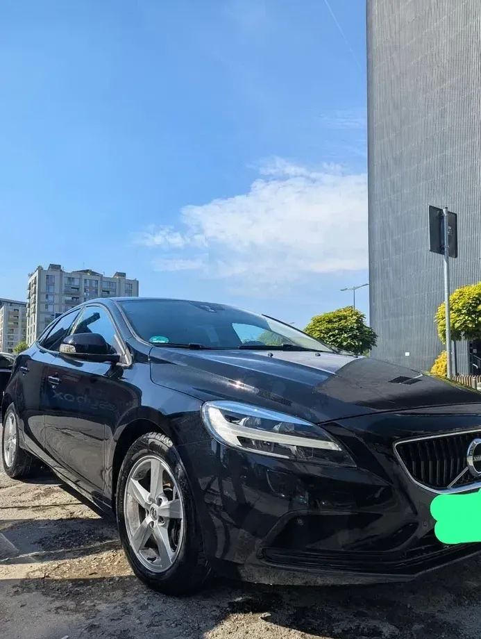 Volvo V40 II D2 DRIVe Aut. Momentum — imagine 3