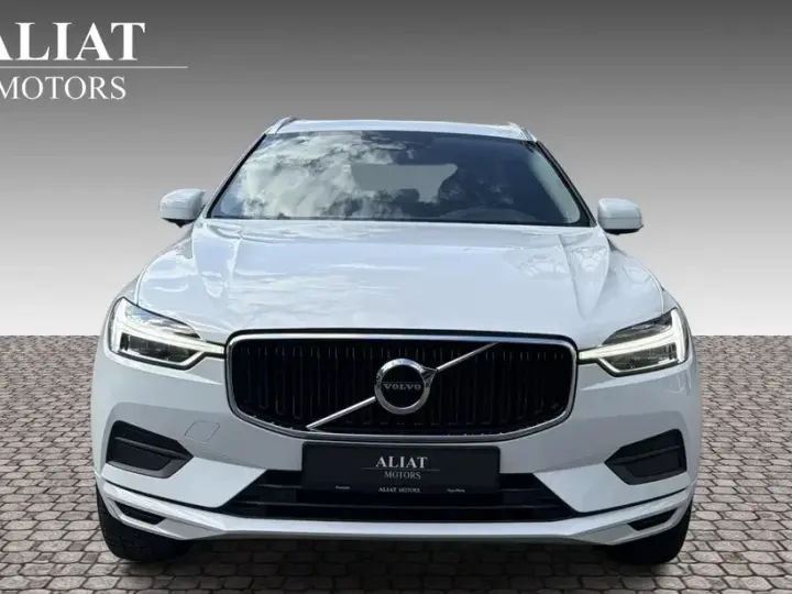 Volvo XC 60 B4 MHEV AT8 AWD Momentum Pro