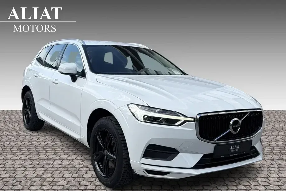 Volvo XC 60 B4 MHEV AT8 AWD Momentum Pro — imagine 4