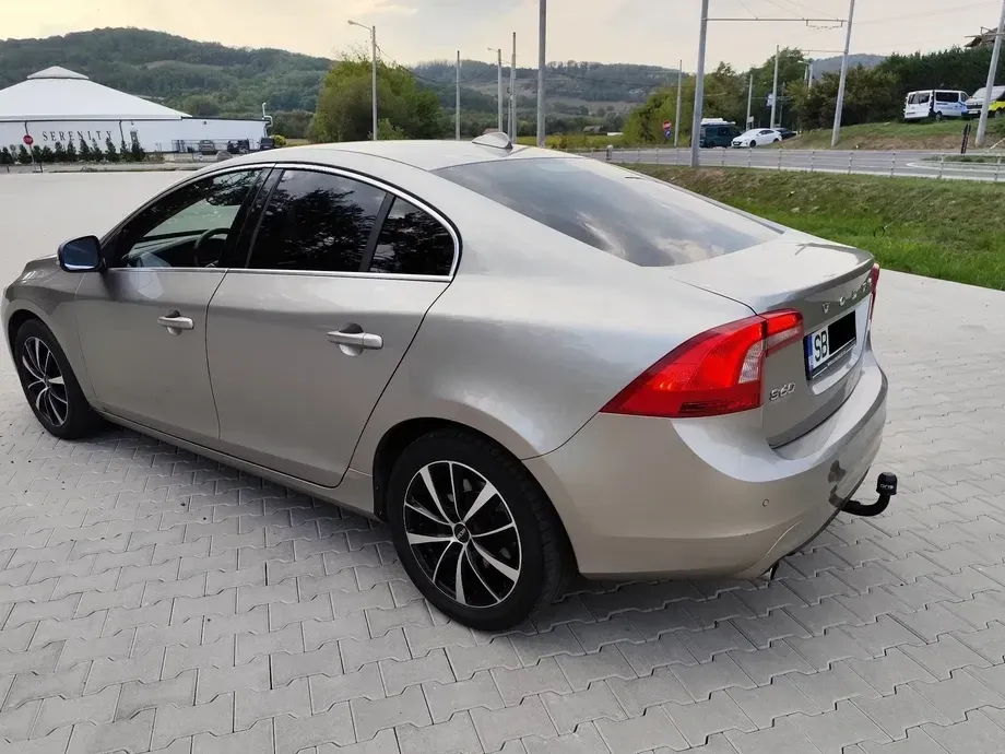 Volvo S60 II D2 Basic — imagine 5