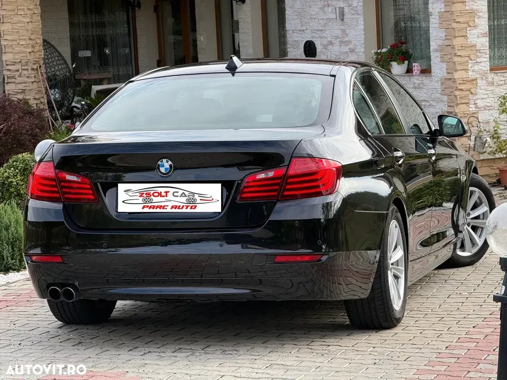 BMW Seria 5 F10/F11/F07 [2010 - 2017] 525d Luxury Line — imagine 3