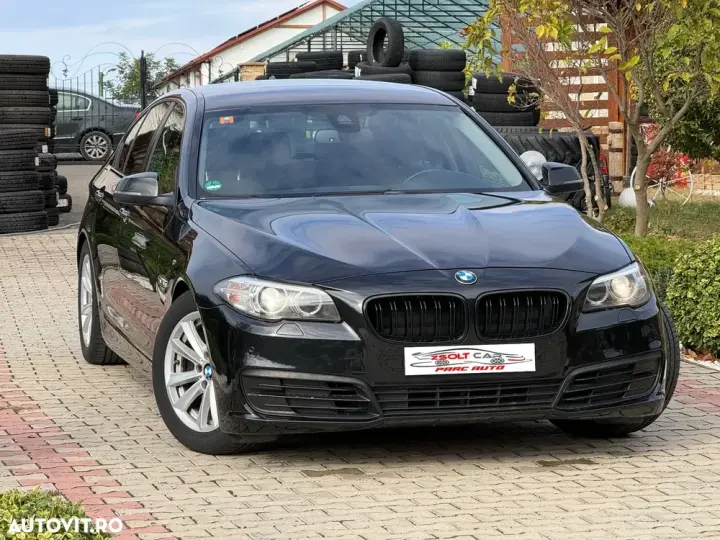 BMW Seria 5 F10/F11/F07 [2010 - 2017] 525d Luxury Line