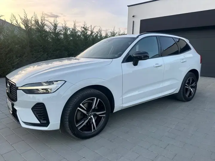 Volvo XC 60 II B4 MHEV AWD R-Design