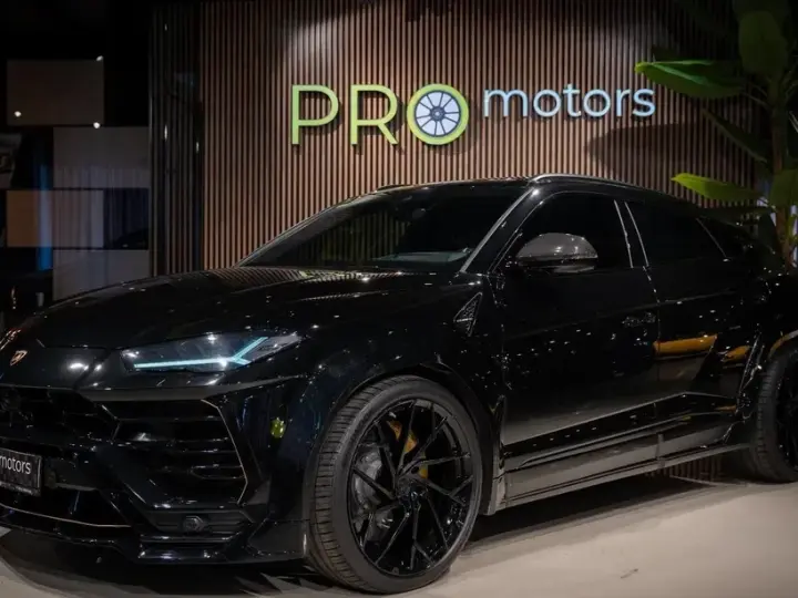 Lamborghini URUS