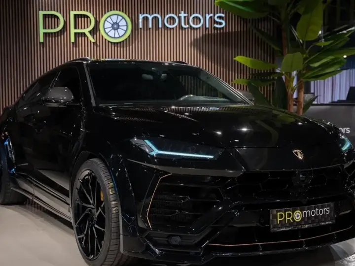 Lamborghini URUS