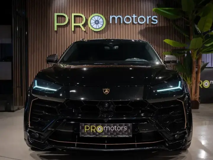 Lamborghini URUS