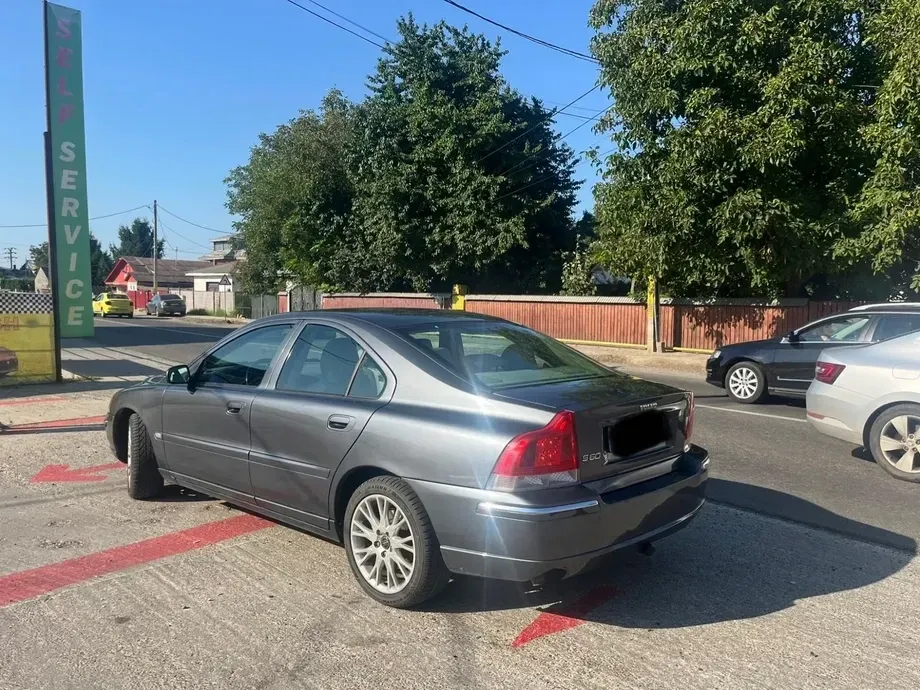 Volvo S60 I 2.4 D EDITION Geartronic — imagine 3