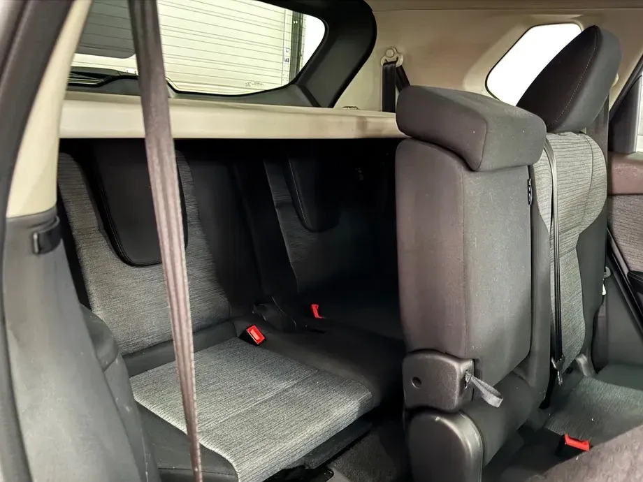Nissan X-Trail e4ORCE 7 locuri N-Connecta — imagine 5