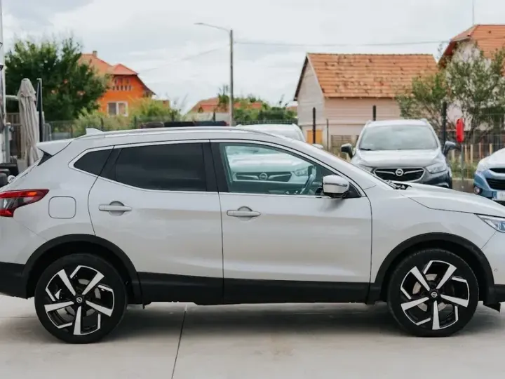 Nissan Qashqai II 1.2 DIG-T Xtronic TEKNA